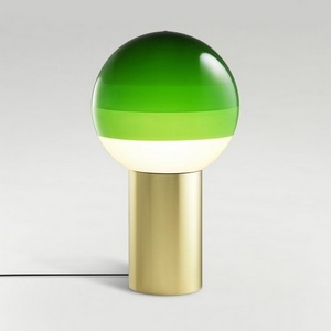 Настольная лампа Dipping Light S зеленый-матовая латунь Marset A691-451-4515-27K (085695)